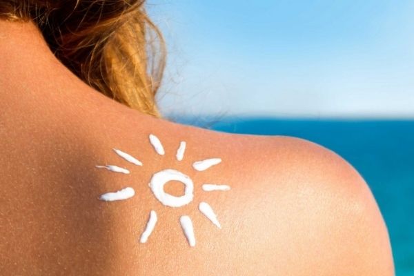روش درست برنزه کردن بدن در برابر نور خورشید